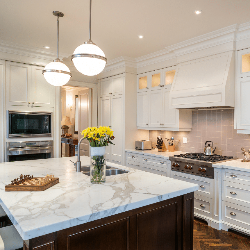 Traditional style kitchen with island